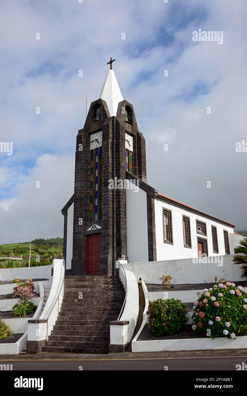 View of the coast and Porto da Faja near Espanha, Ribeira Funda, Faial,  Azores, Portugal Stock Photo - Alamy