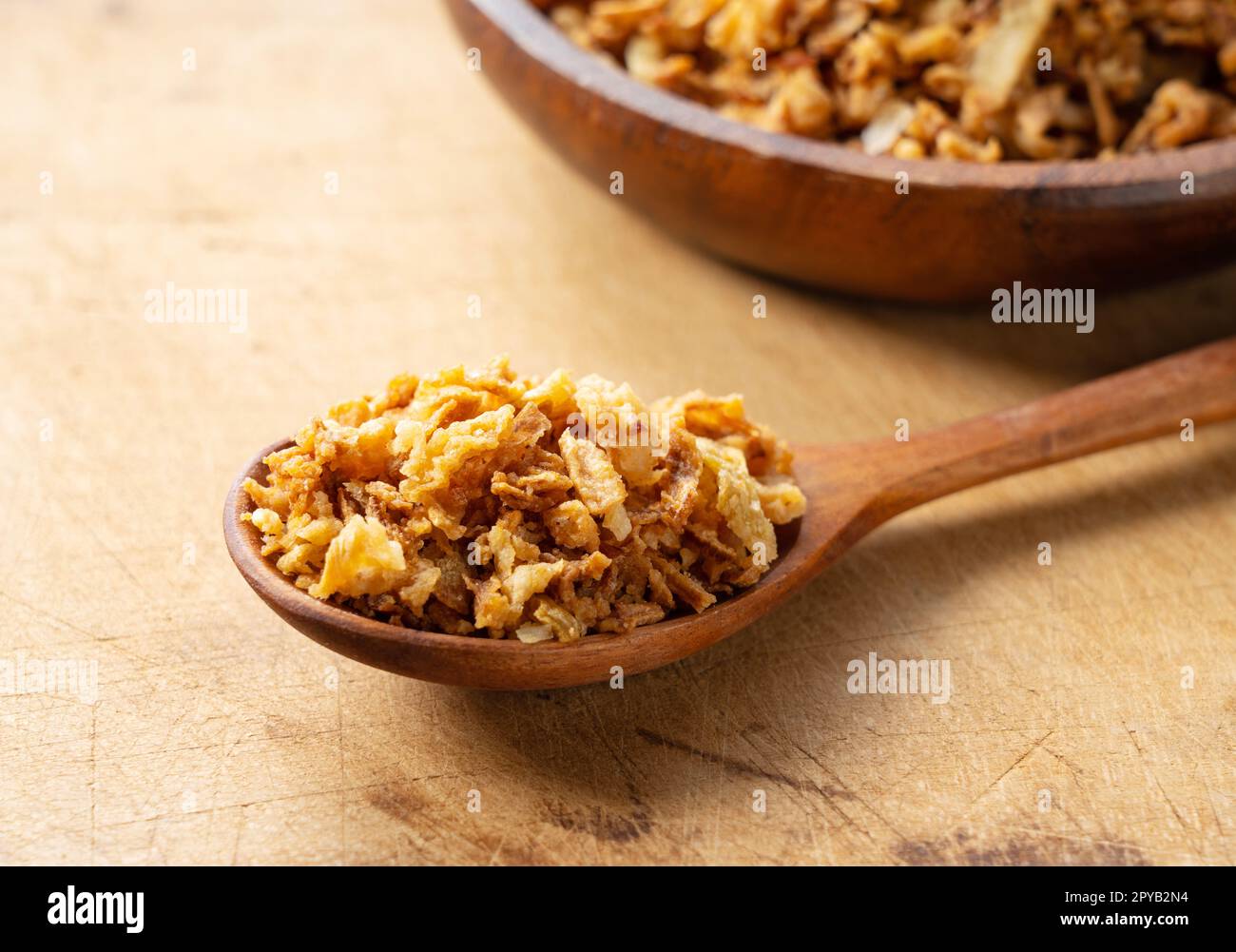 Sprinkling of fried onions hi-res stock photography and images - Alamy