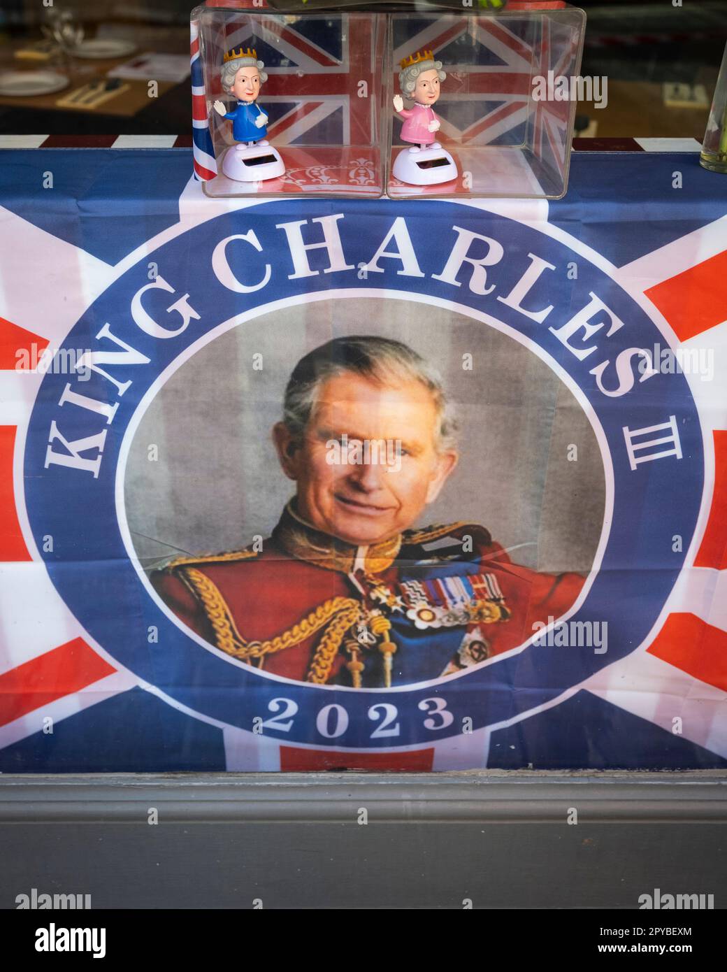 Covent garden coronation flag hi-res stock photography and images - Alamy