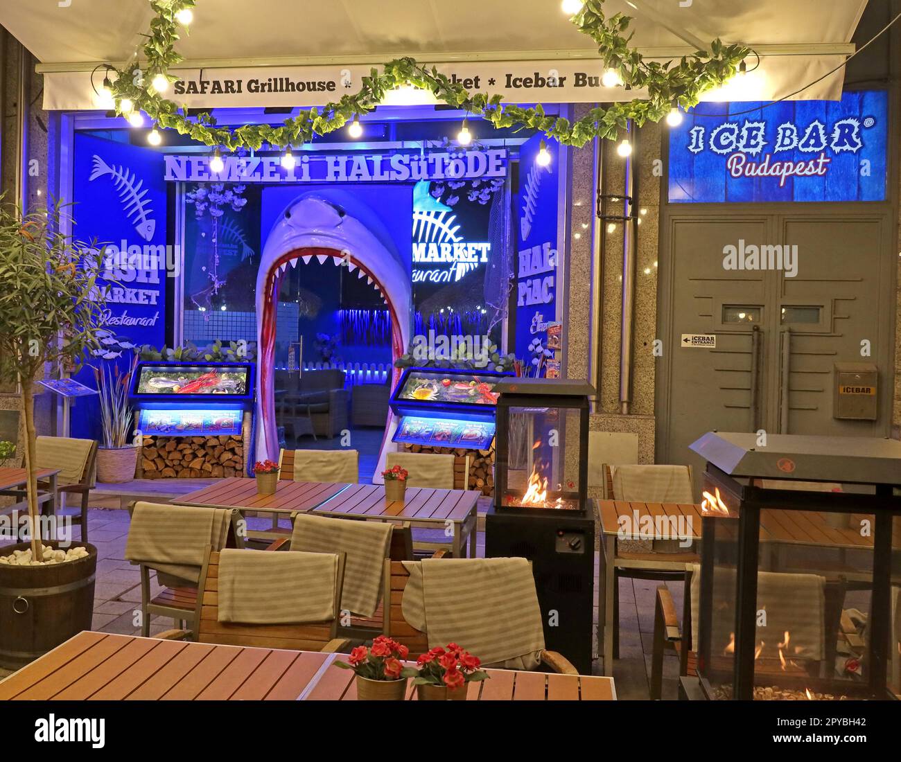 Shark teeth entrance - Fish restaurant Ice Bar, Budapest, Váci u 40, 1056 Hungary Stock Photo