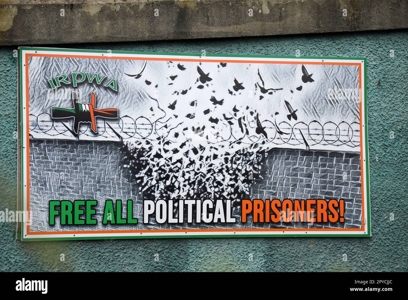 Free All Political Prisoners poster in Derry Stock Photo
