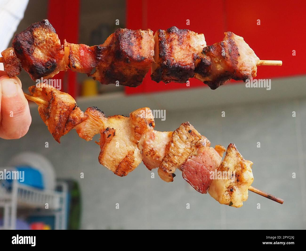 The grilled meat was delivered from the restaurant. Home delivery from restaurants and cafes