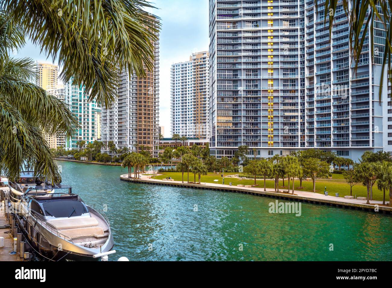 apartment buildings in miami, florida Stock Photo Alamy