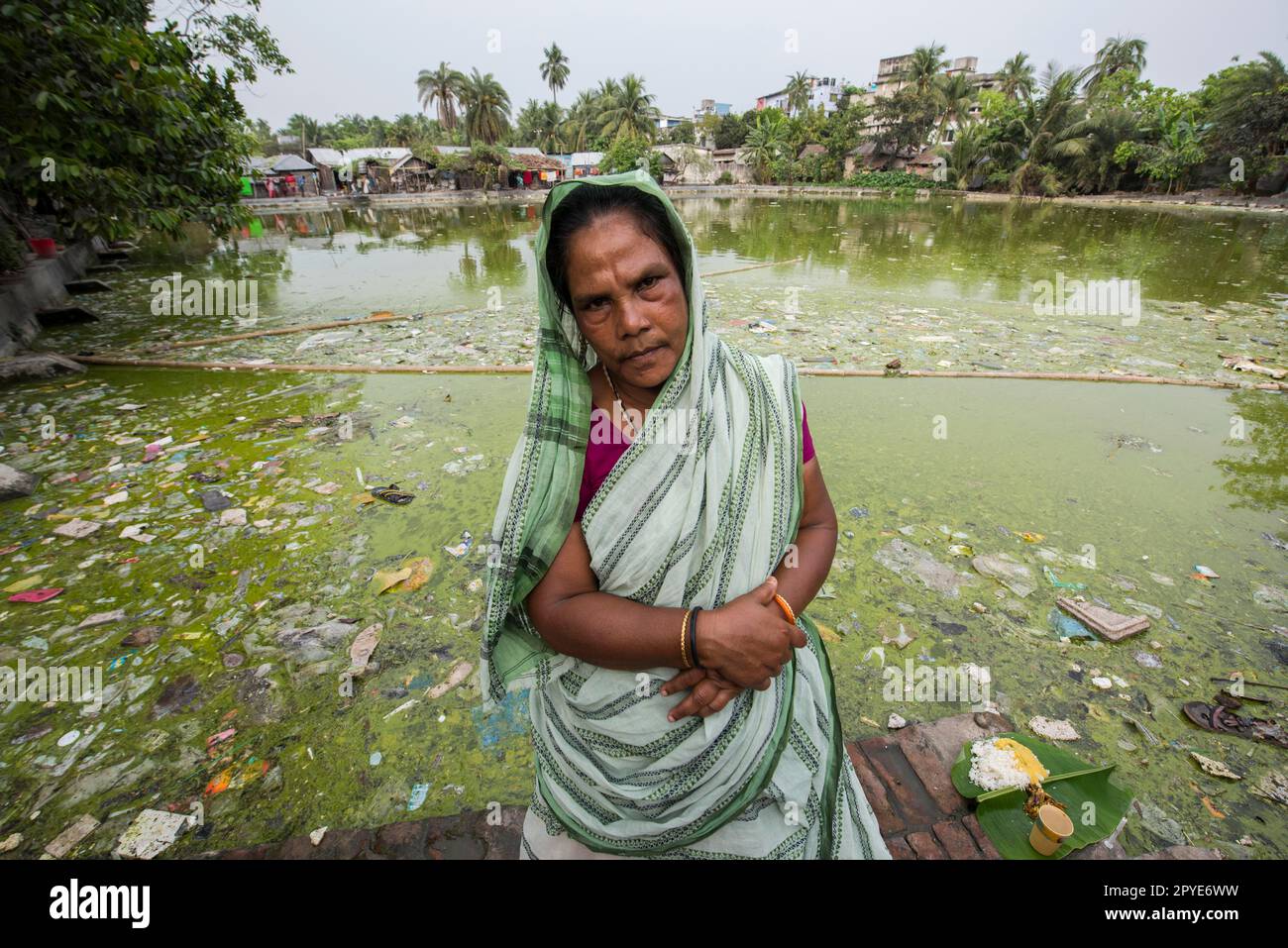 Bangladesh, Khulna, Sonadanga. A woman who lives in the slums of Bangladesh. March 18, 2017. Editorial use only. Stock Photo