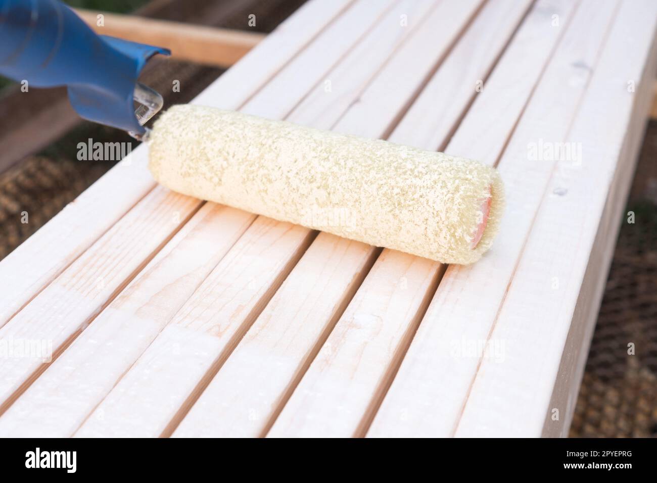 Wood roller hi-res stock photography and images - Alamy