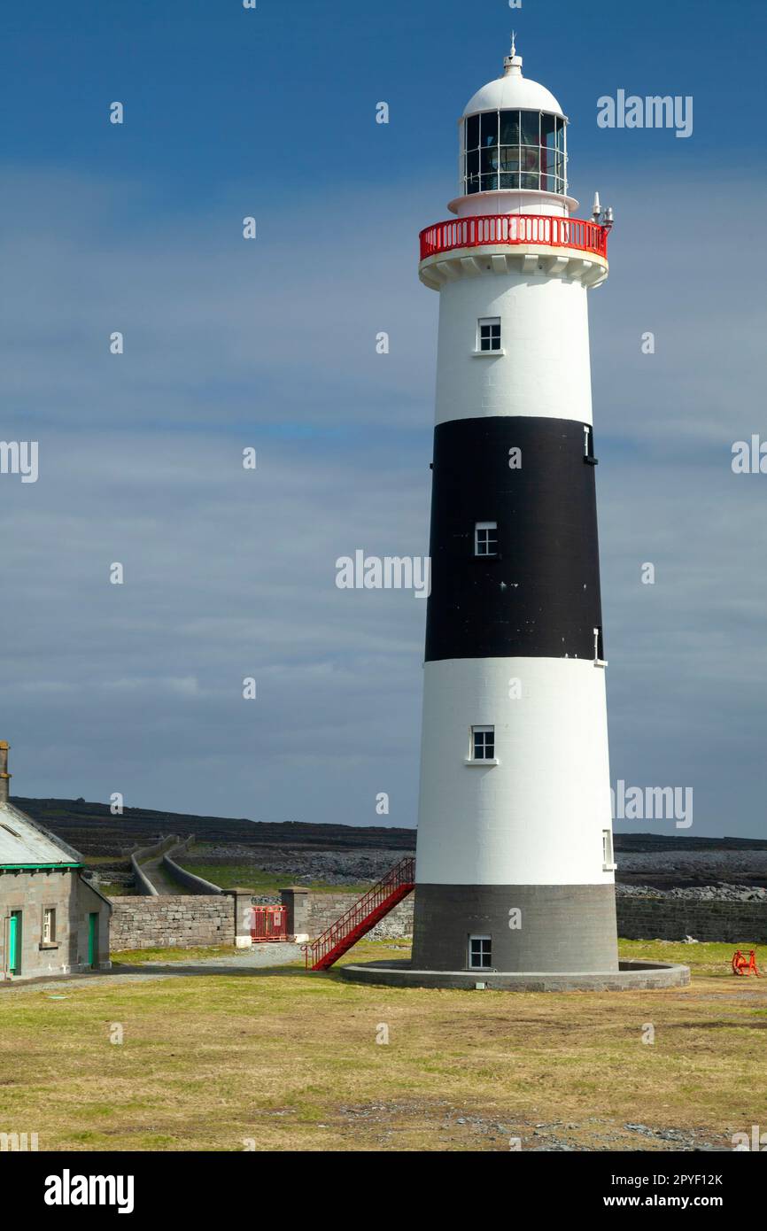 Lighthouse on Inis Oírr (Inisheer), smallest island of the Aran islands