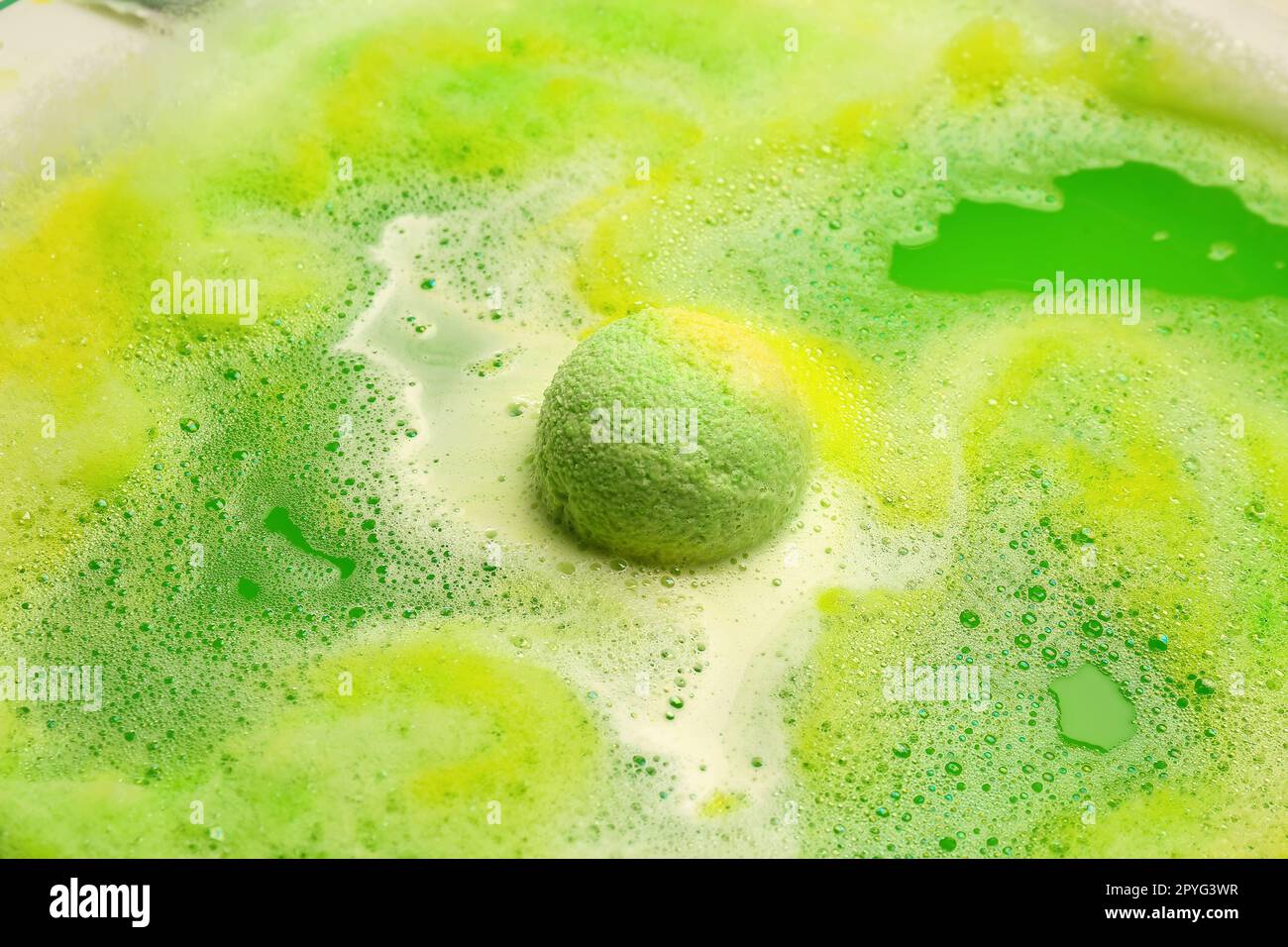 Bath bomb dissolving in water Stock Photo Alamy