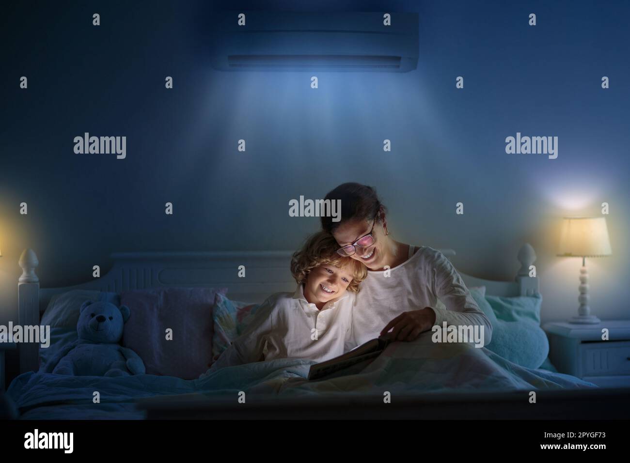 Light switch lamp room kid hires stock photography and images Alamy