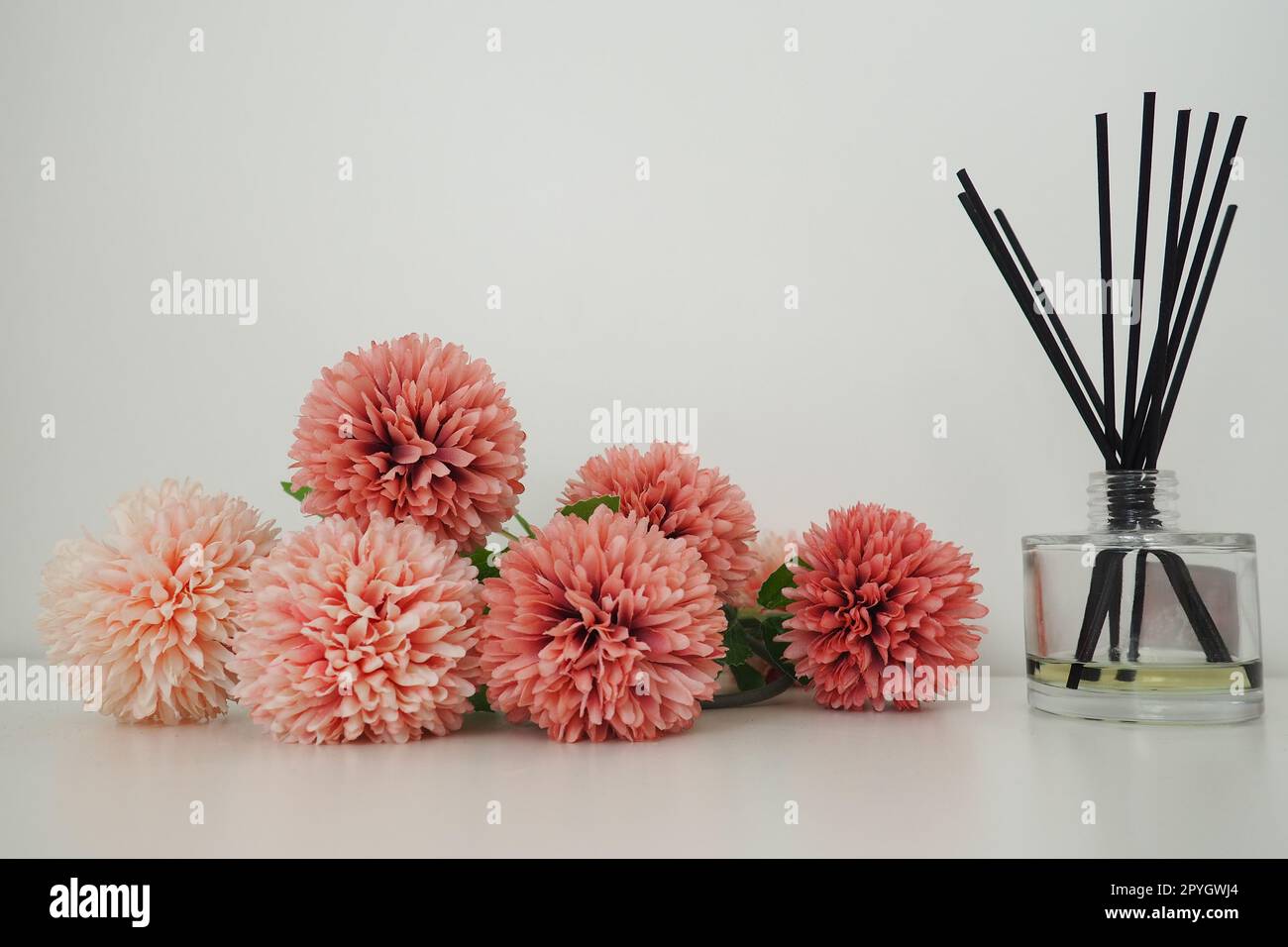 Pink and purple flowers in vase hires stock photography and images Alamy