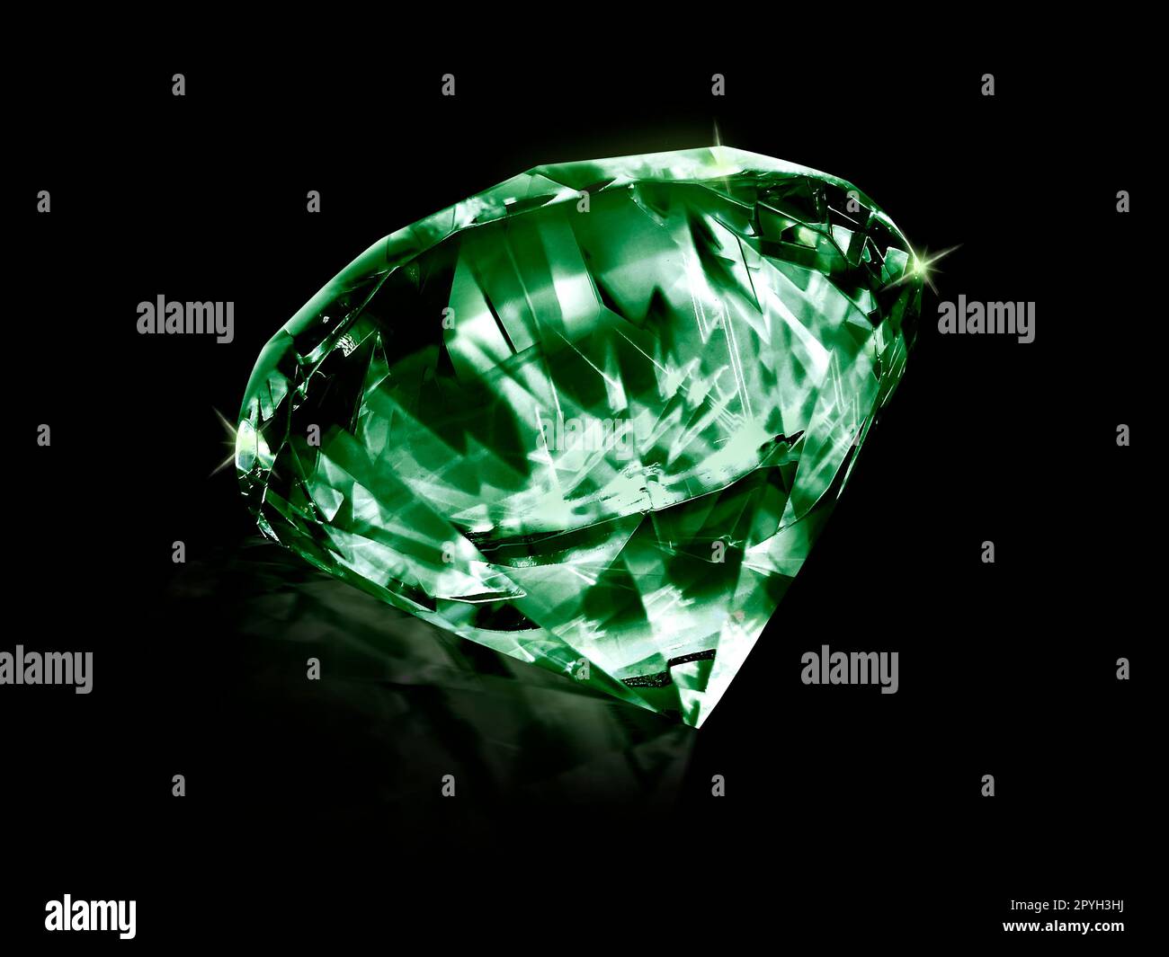 Dazzling diamond Green gemstones on black background Stock Photo - Alamy