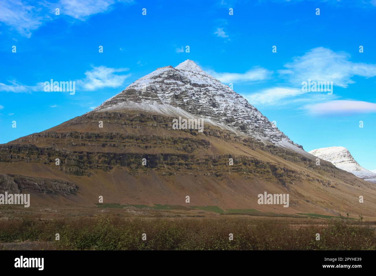 Búlandstindur mountain hi-res stock photography and images - Alamy