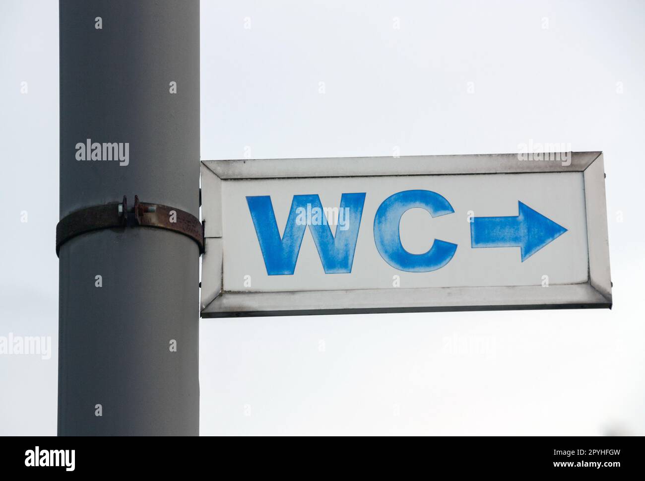 Toilet sign in hotel hi-res stock photography and images - Alamy
