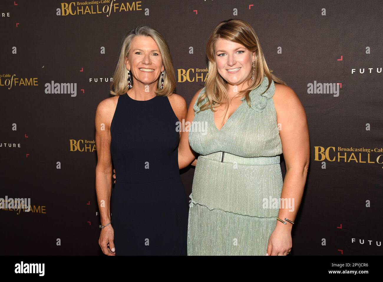 New York, USA. 03rd May, 2023. Cindy Thompson and Molly Thompson ...
