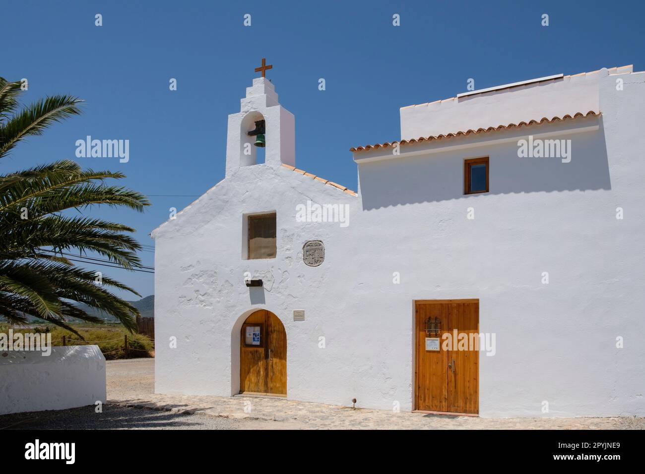 iglesia de Sant Francesc de Paula y centro de interpretacion del Parque Natural de las Salinas, siglo XVIII, Sant Jordi,Ibiza, balearic islands, Spain Stock Photo