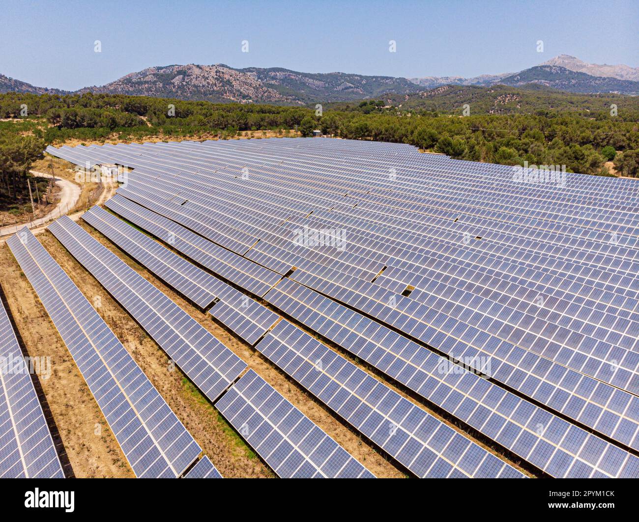 parque de energía solar fotovoltaica, ses Barraques, Calviá, Mallorca, Balearic Islands, Spain Stock Photo