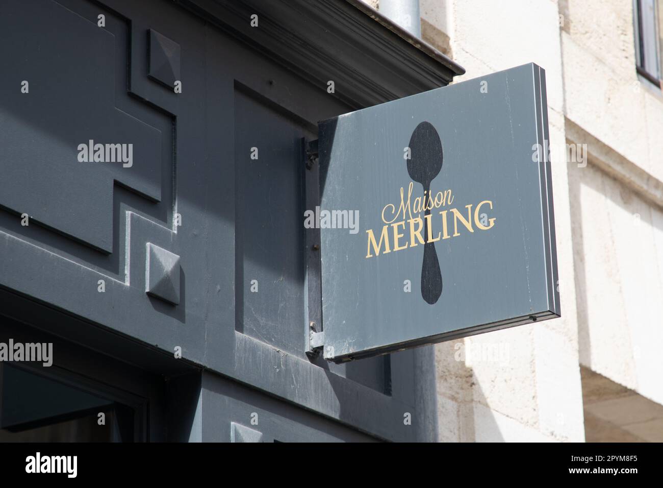 Bordeaux , Aquitaine  France - 05 02 2023 : Maison Merling Cafes logo brand and text sign on wall facade shop Traditional coffee roaster store Stock Photo