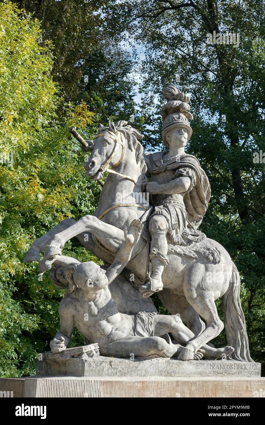 Sobieski Monument by Franciszek Pinck in Warsaw Stock Photo - Alamy