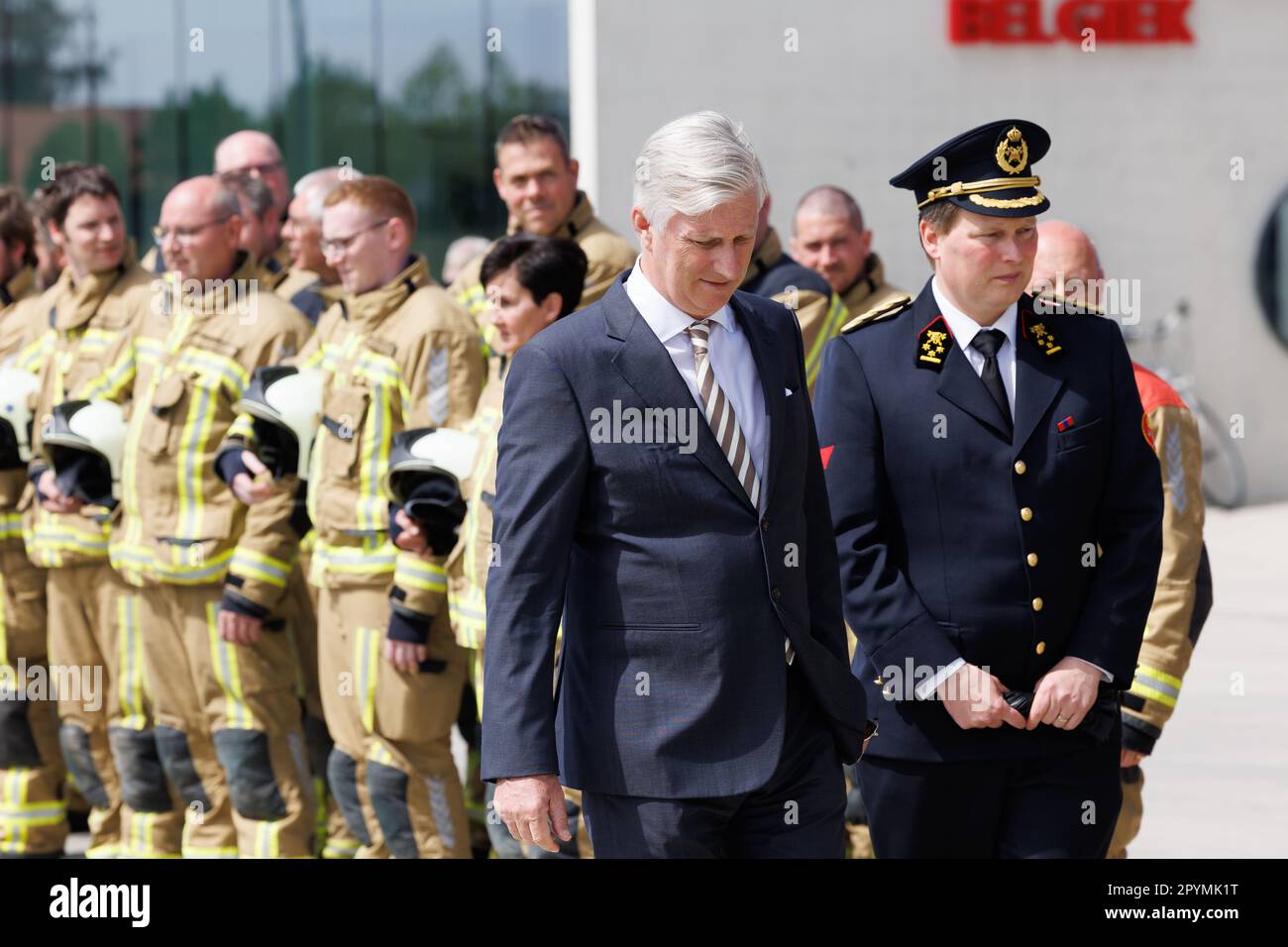 Deerlijk, Belgium. 04th May, 2023. King Philippe - Filip of Belgium pictured during a royal visit to the Deerlijk fire fighters headquarters, during a royal visit in West-Flanders province, in Deerlijk, Thursday 04 May 2023. BELGA PHOTO KURT DESPLENTER Credit: Belga News Agency/Alamy Live News Stock Photo