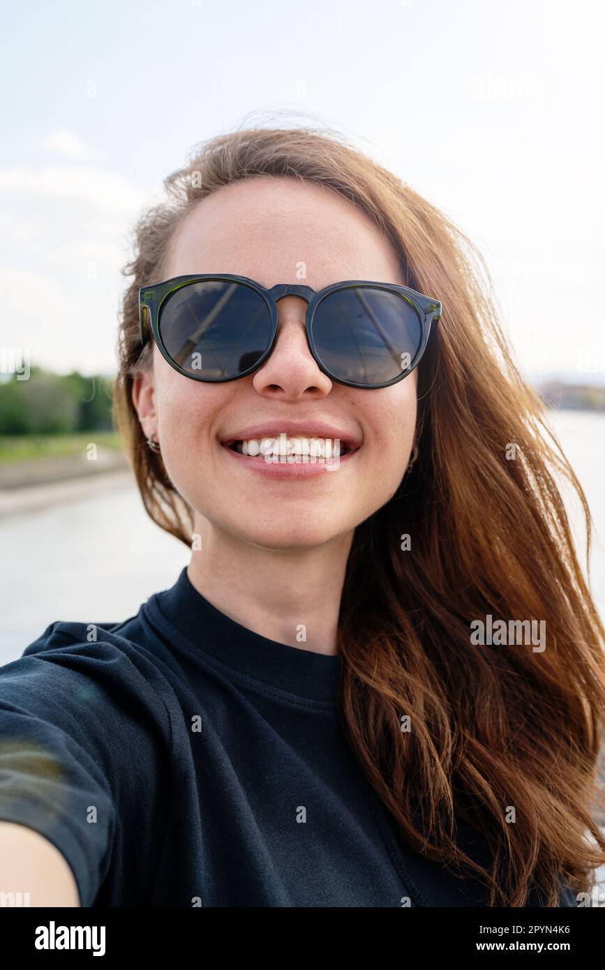 Brunette with sunglasses outlet