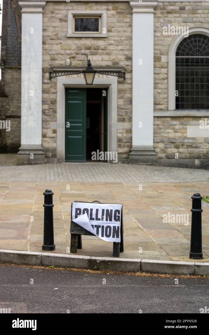 Brentwood, UK. 04th May, 2023. Brentwood Essex 04 May 2023 Voters and signage at local polling stations including voter identity checks at Brentwood Essex Polling station in the grounds of Brentwood Cathedral Credit: Ian Davidson/Alamy Live News Stock Photo