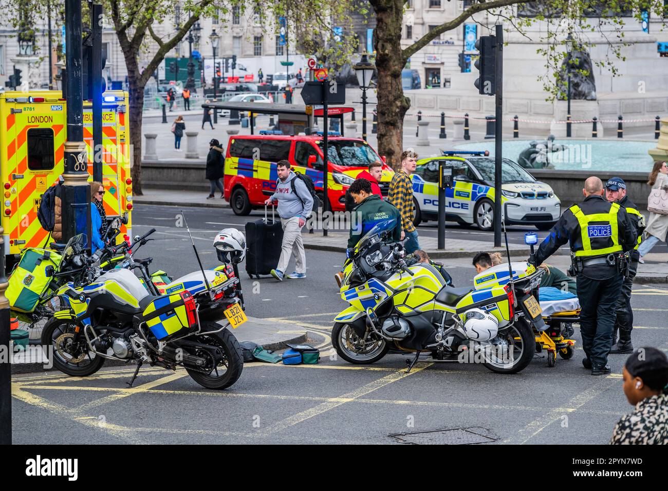 London, UK. 4th May, 2023. Emergency services including Ambulance Crews