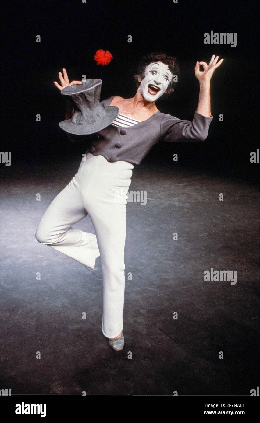 Marcel Marceau as Bip the Clown at The Old Vic, London SE1  20/08/1984 Stock Photo