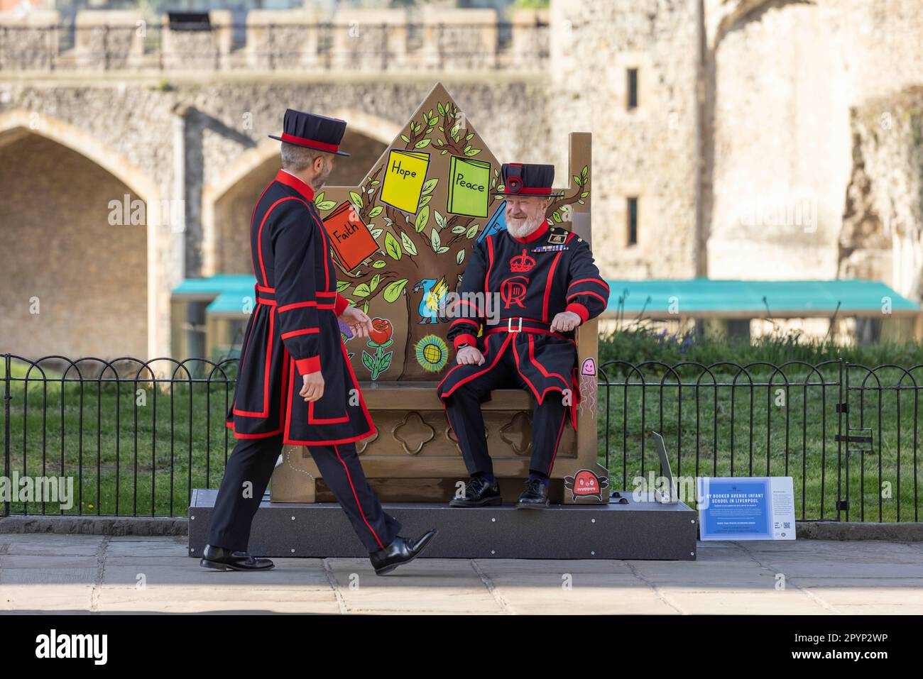 PHOTO:JEFF GILBERT Wednesday 03rd May 2023. Yeomen Warders of His Majesty's Royal Palace and Fortress the Tower of London Nev Dednum (darker beard) an Stock Photo