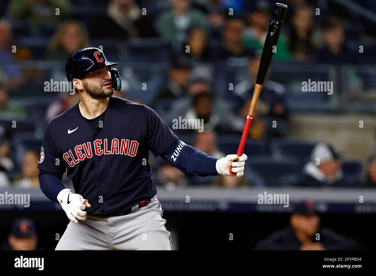 Cleveland, United States. 28th May, 2023. CLEVELAND, OH - MAY 28: Cleveland  Guardians catcher Mike Zunino (10) throws to first after fielding a bunt  against the St. Louis Cardinals during a game