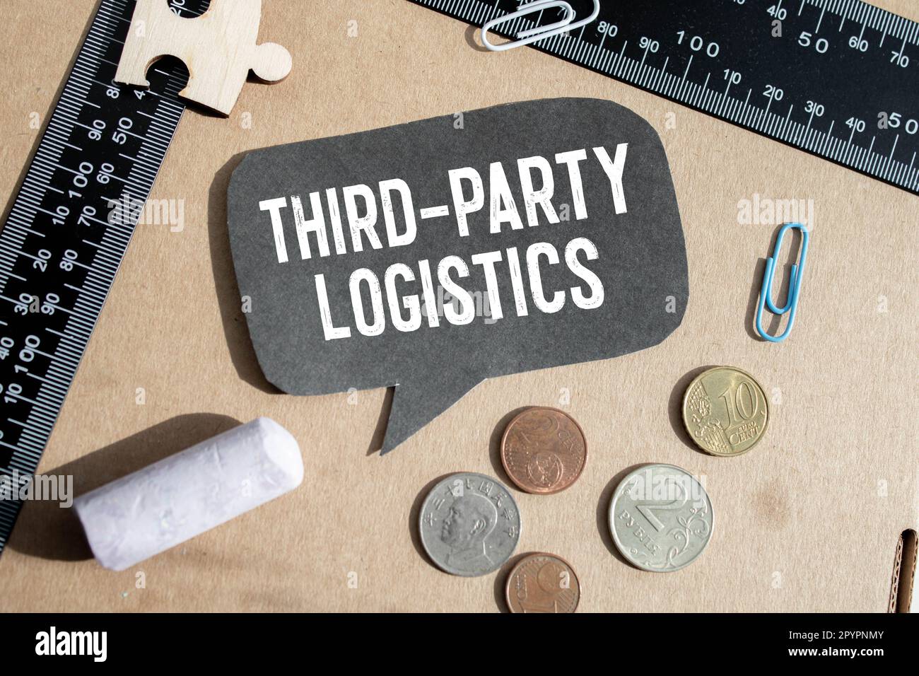 3RD Third-party logistics - organization's use of third-party businesses to outsource elements of its distribution, warehousing, and fulfillment servi Stock Photo