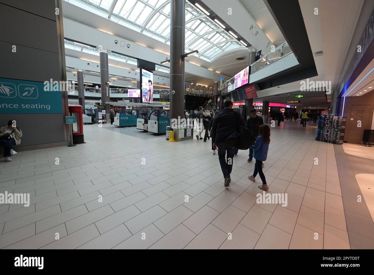 The South Terminal at London Gatwick Stock Photo Alamy