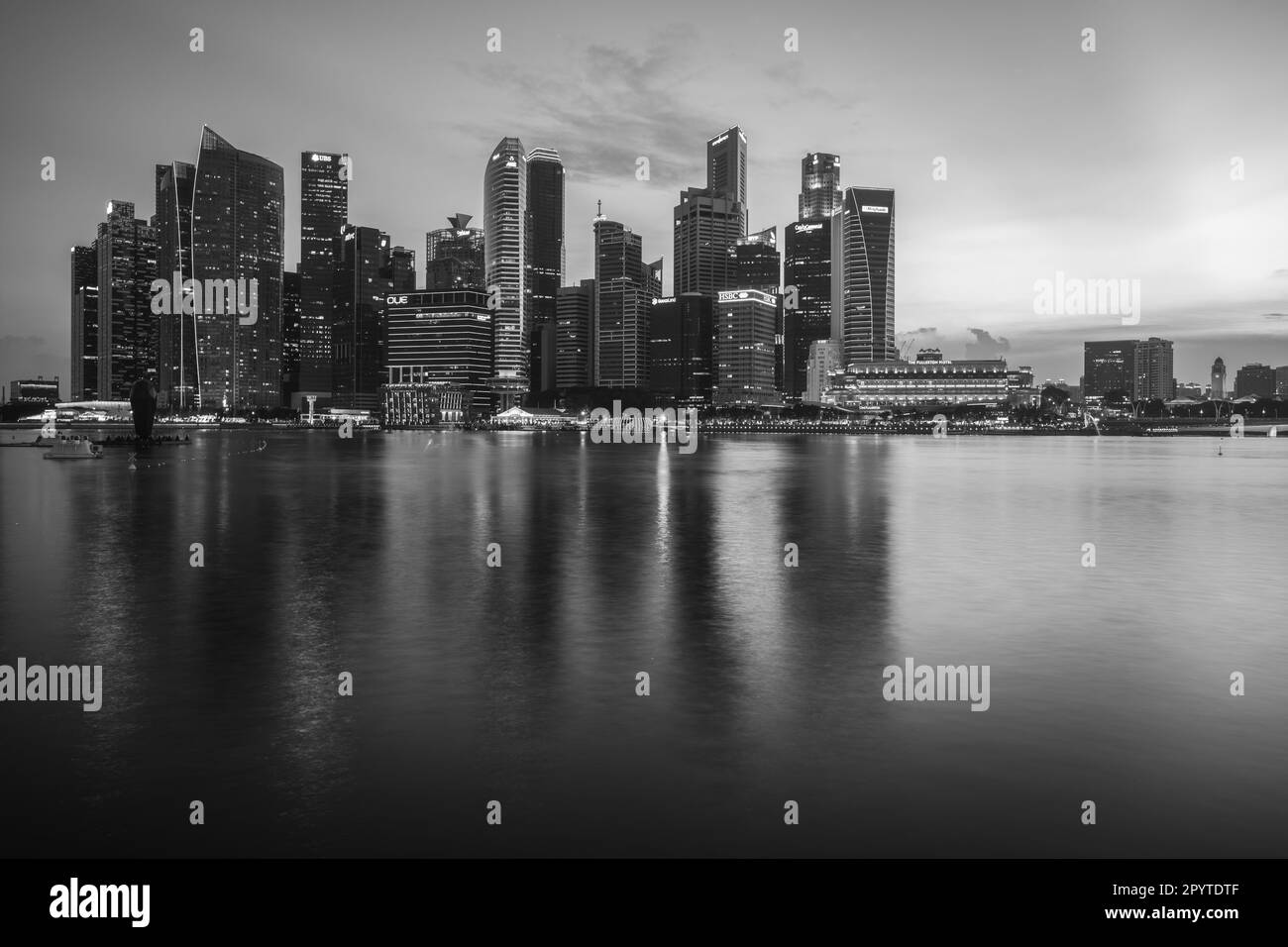 Marina bay, Black and white of singapore skyline Stock Photo Alamy