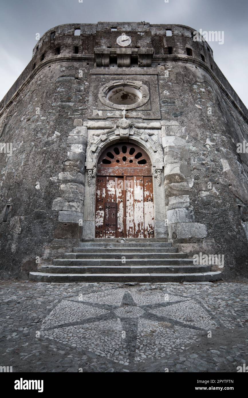door in Forte da Graça Stock Photo Alamy