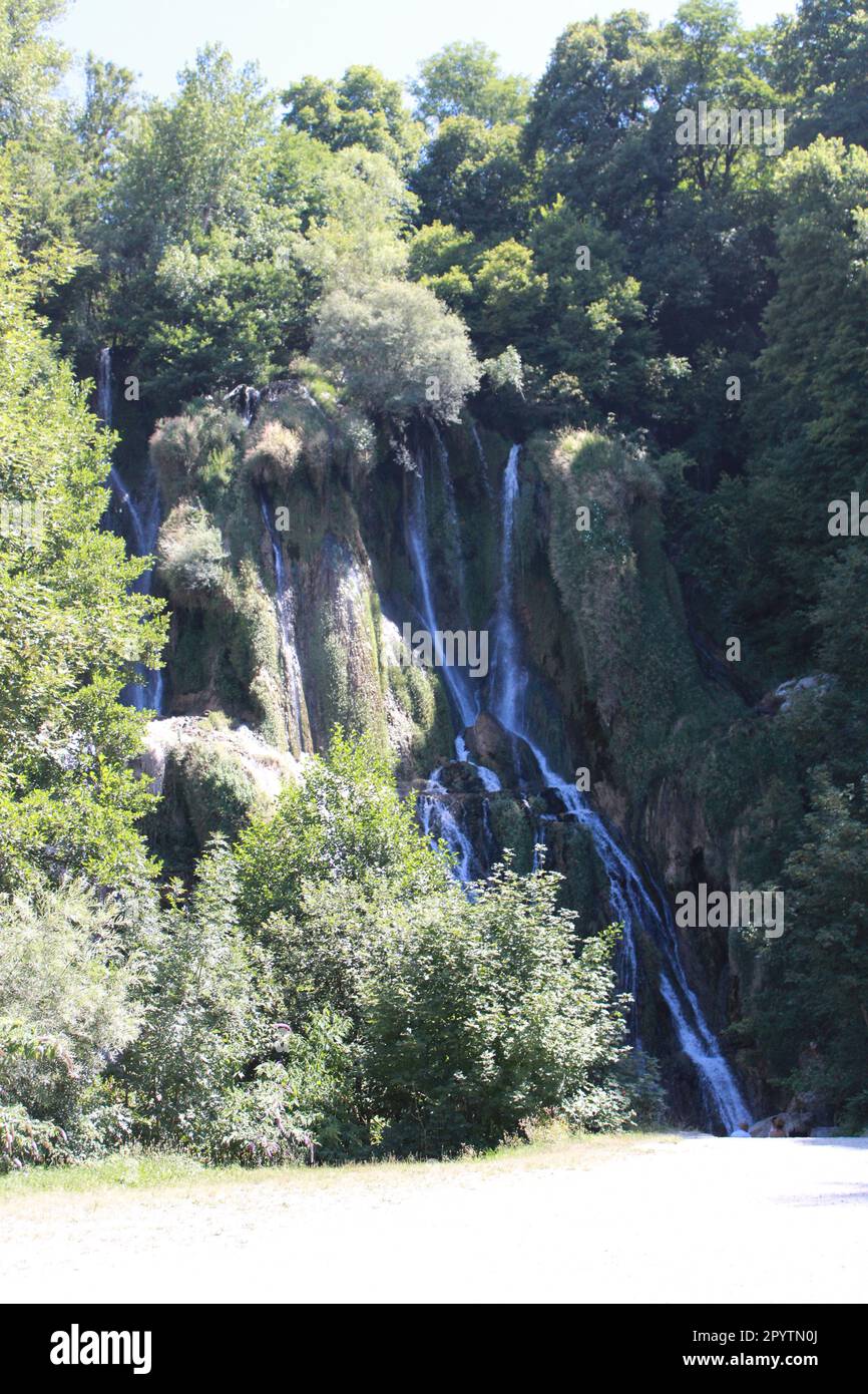 Paysage nature cascade hi-res stock photography and images - Alamy