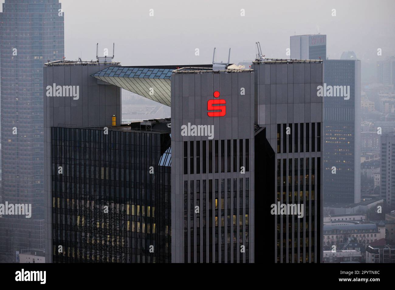 15.02.2017, Frankfurt, DEU, Germany, Trianon skyscraper at Frankfurt, the headquarter of Deka Bank Stock Photo