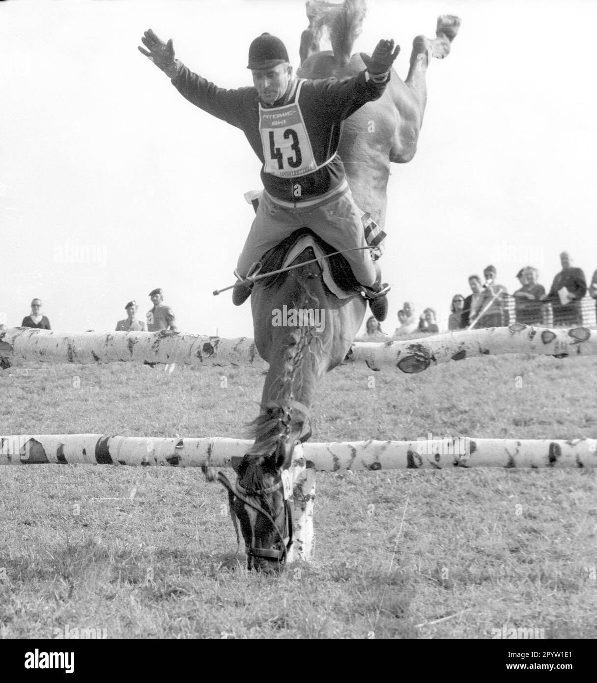 Olympic Test Military Riding 24.09.1971 in Munich: Fall of Istvan ...