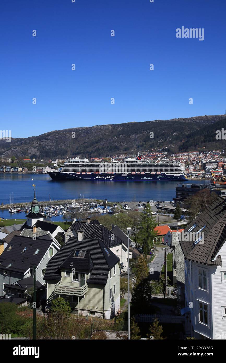  Cruiseliner Mein Schiff 1, Bergen, Norway 2023 Stock Photo - Alamy Illustration 