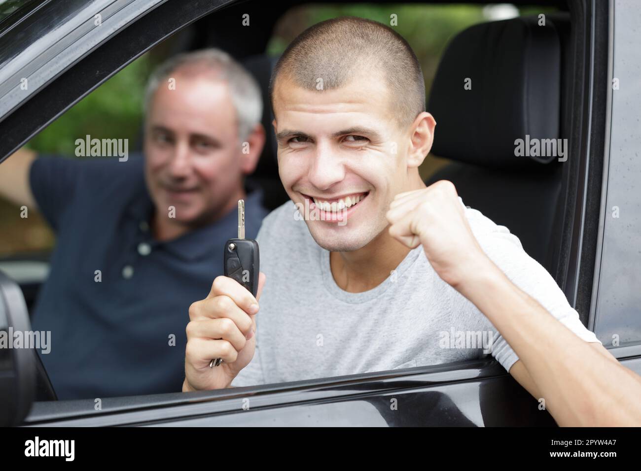 Teenage driver with keys hi-res stock photography and images - Alamy