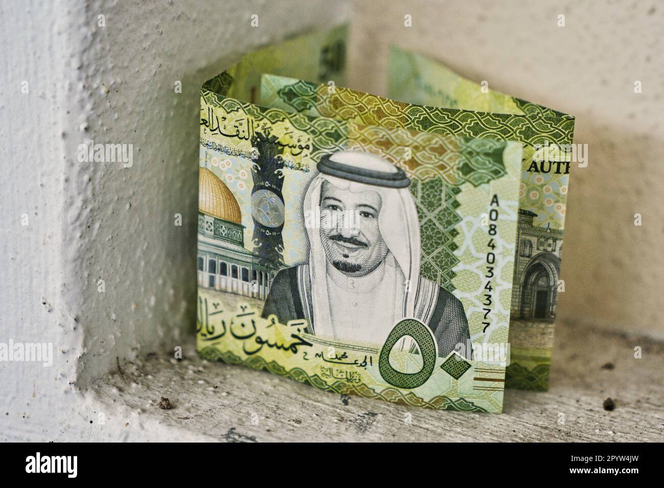 saudi-money
