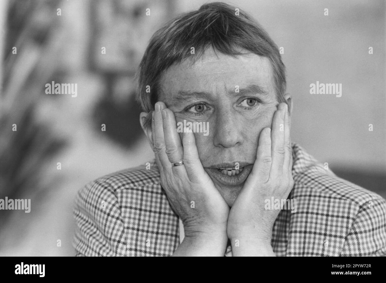 Regine Hildebrandt, German politician, Minister of Social Affairs in ...