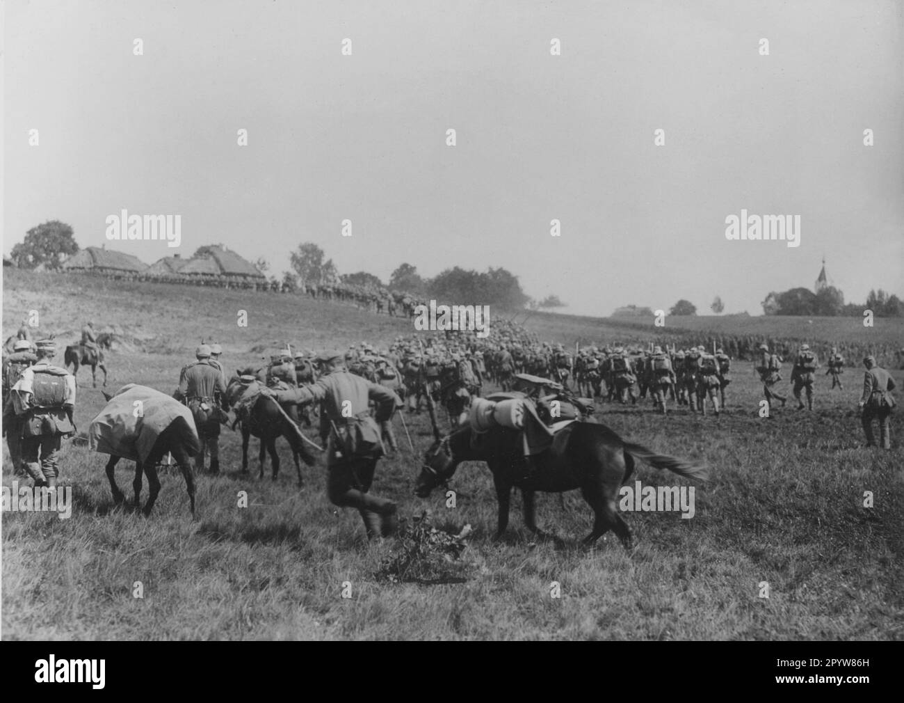 German infantry march eastern front hi-res stock photography and images ...