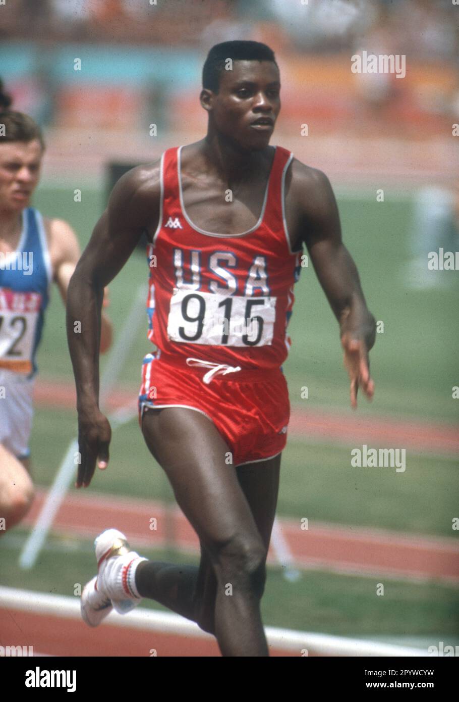 Olympic Games 1984 in Los Angeles. 100m/200m: Carl Lewis 04.08.1984. [automated translation] Stock Photo