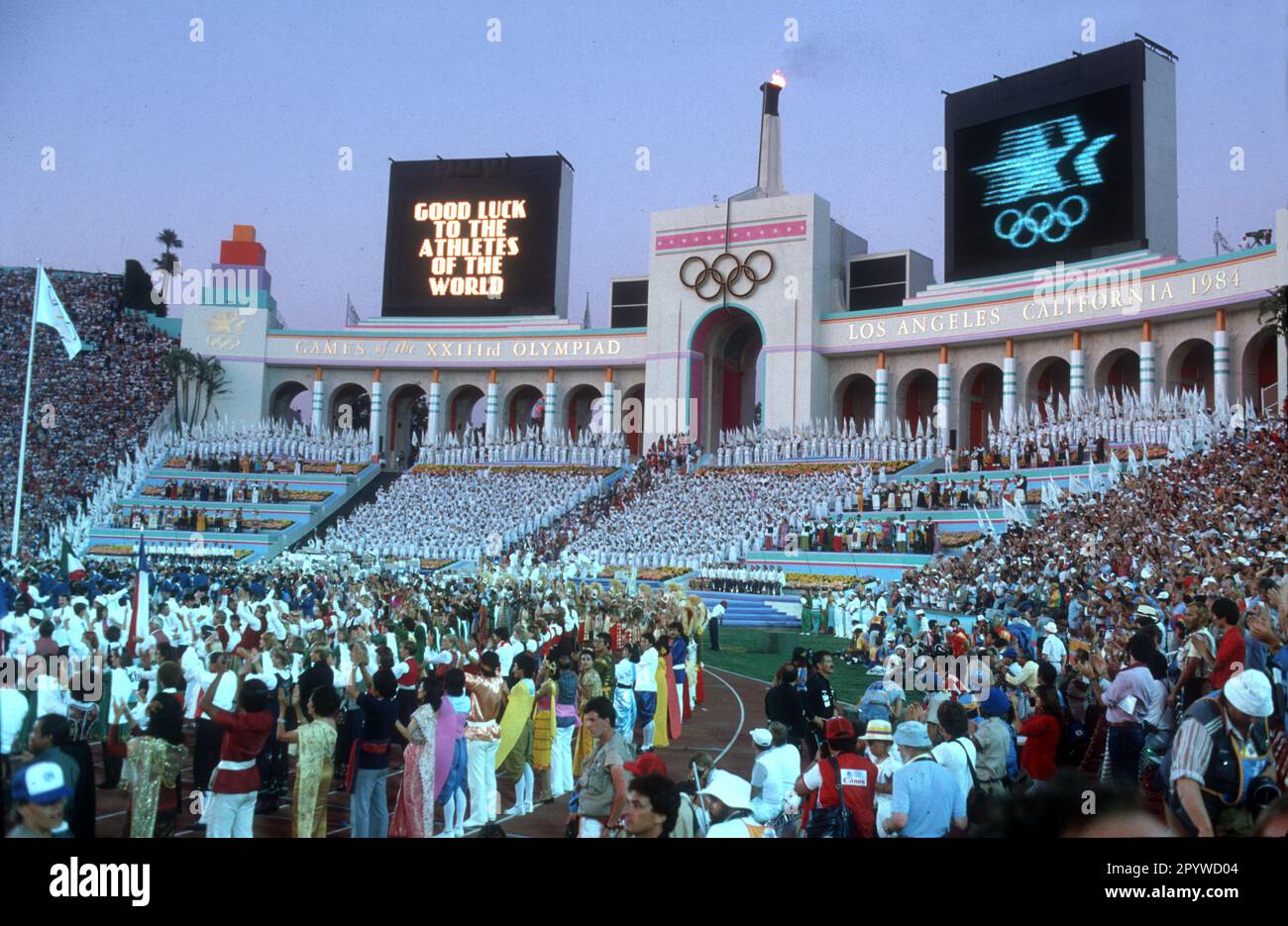 Olympic Games 1984 in Los Angeles. Opening ceremony at Memorial Coliseum 28.07.1984. [automated translation] Stock Photo