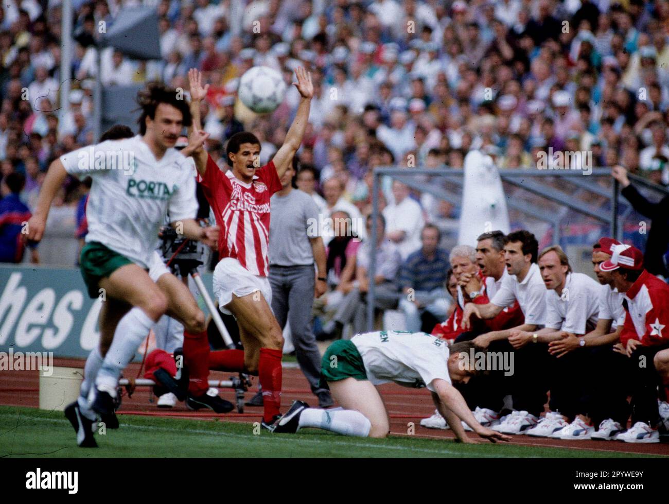 DFB Cup final 1991 SV Werder Bremen 1. FC Koeln 54 after penalty
