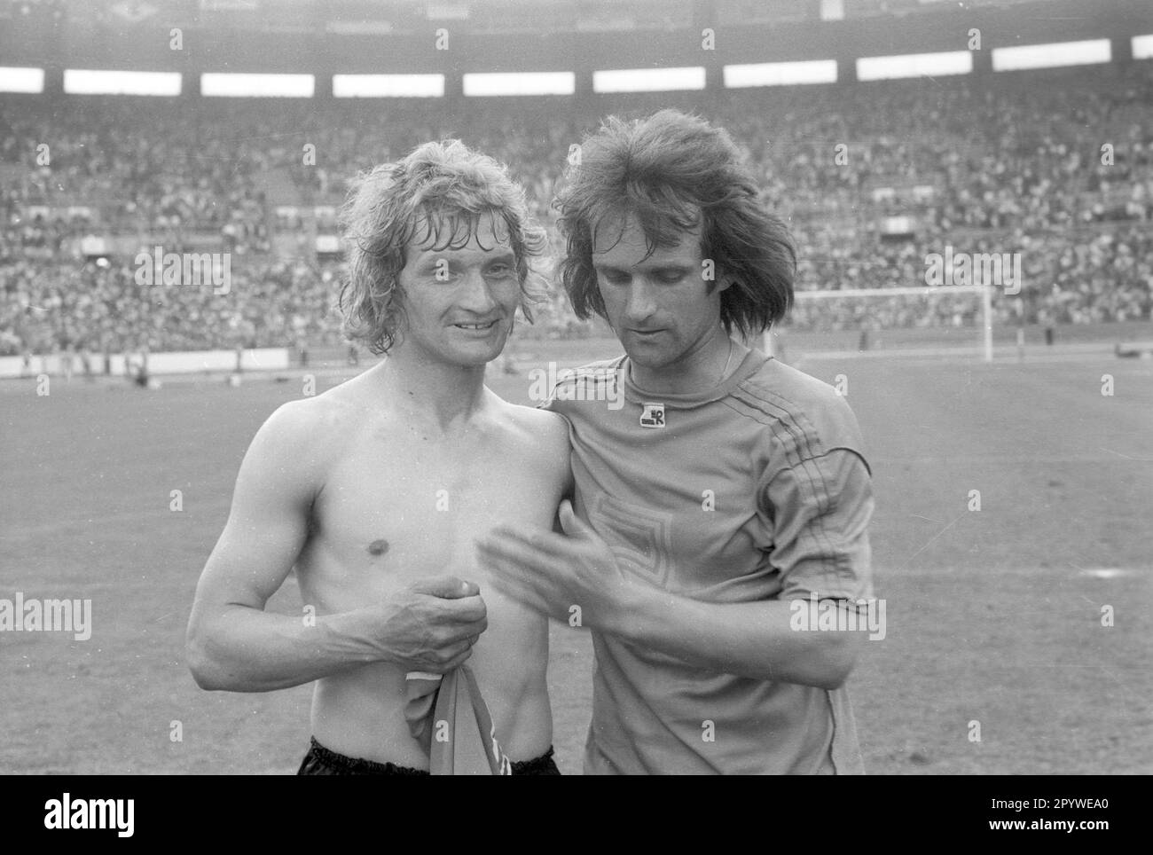 Soccer World Cup 1974 / Final round Group B / FRG - Yugoslavia 2:0 / 26.06.1974 in Duesseldorf / Dieter Herzog (left) and Wolfgang Overath (both Deut.) after the game. [automated translation] Stock Photo