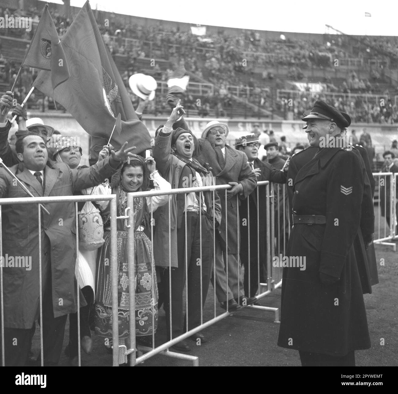 European Champion Clubs' Cup 1961/62. Final: Benfica Lisbon - Real Madrid 5:3/02.05.1962 in Amsterdam. Fans from Lisbon in the Olympic Stadium Amsterdam. For journalistic use only! Only for editorial use! In accordance with the regulations of the DFL Deutsche Fussball Liga, it is prohibited to use or have used photographs taken in the stadium and/or of the match in the form of sequence pictures and/or video-like photo series. DFL regulations prohibit any use of photographs as image sequences and/or quasi-video. [automated translation] Stock Photo