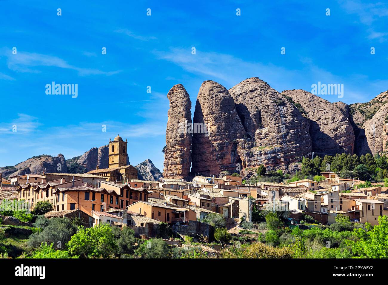Village view Agueero, mountain peak, rocky chain Mallos de Agueero ...