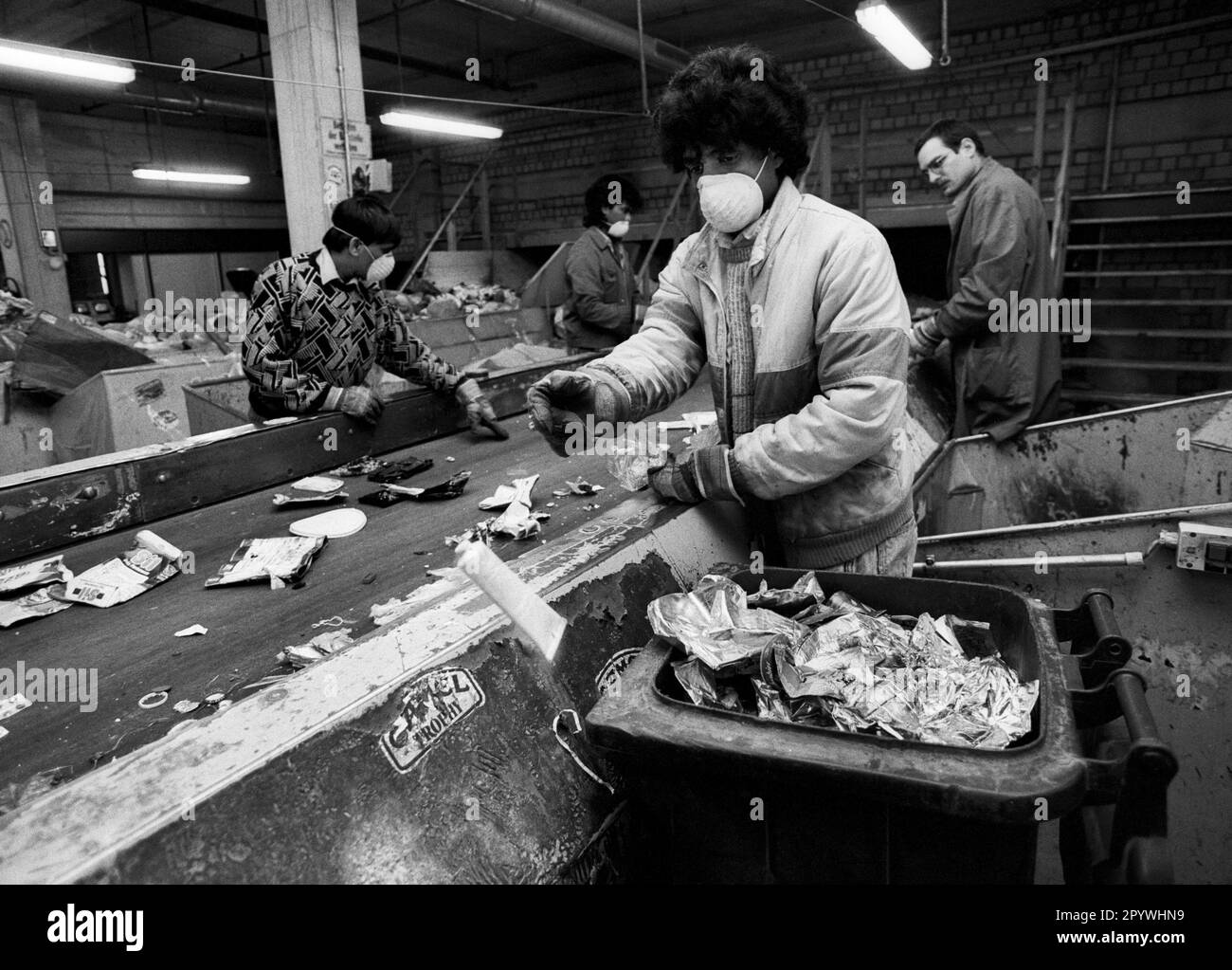 Recycling plant sort Black and White Stock Photos &amp; Images - Alamy