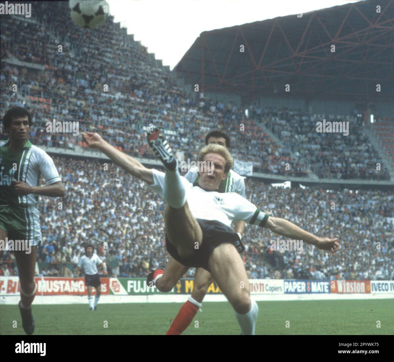Football world cup spain 82 hi res stock photography and images