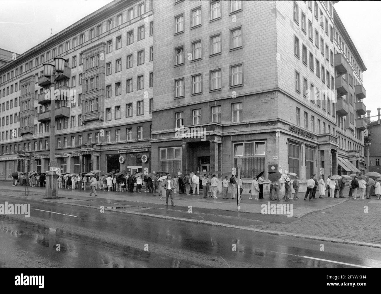Berlin Districts Mitte 1990 Exchange Of The GDR Mark For DM GDR berlin-districts-mitte-1990-exchange-of-the-gdr-mark-for-dm-gdr