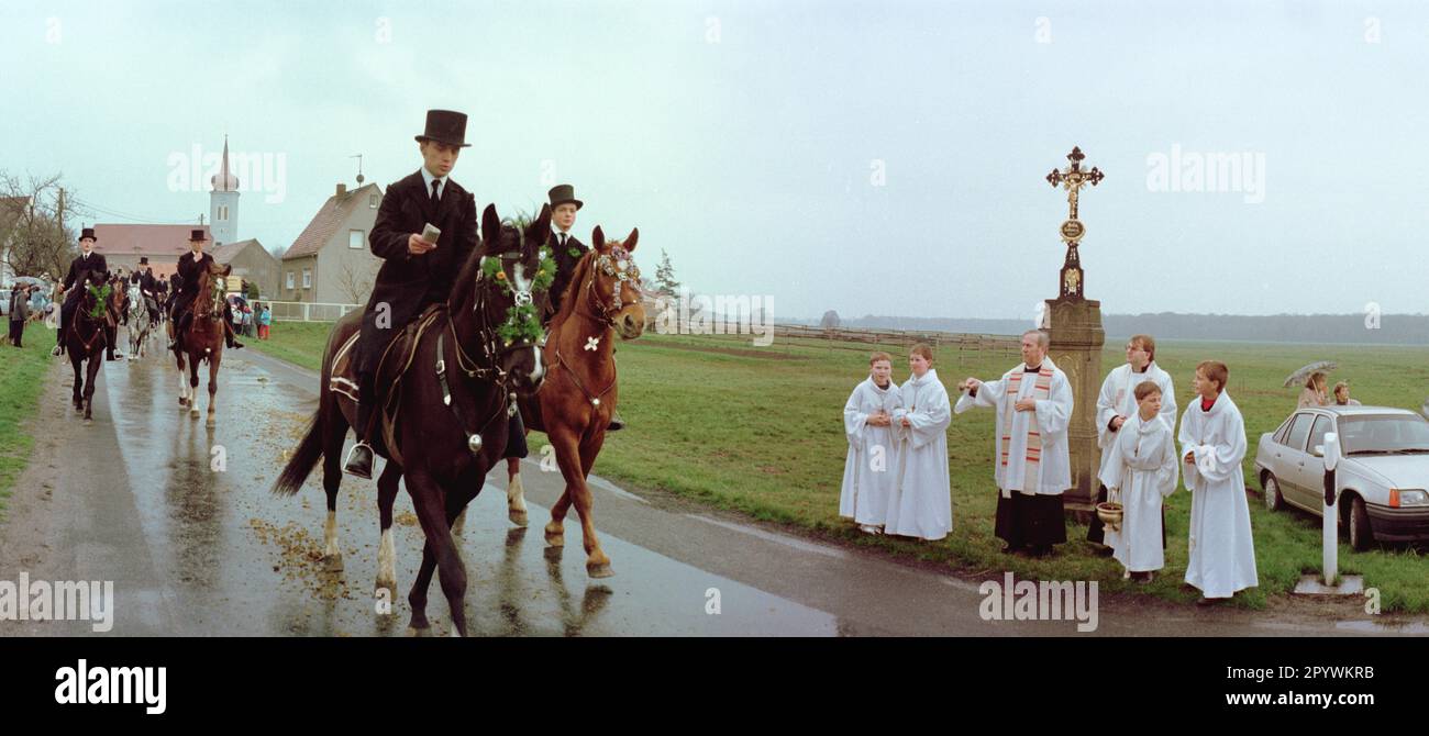 Brandenburg / Saxony / Minorities / Slavs / 1998 Easter riding between